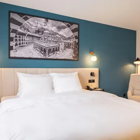 Metropolitan Hotel Sofia, A Member Of Radisson Individuals Exterior photo