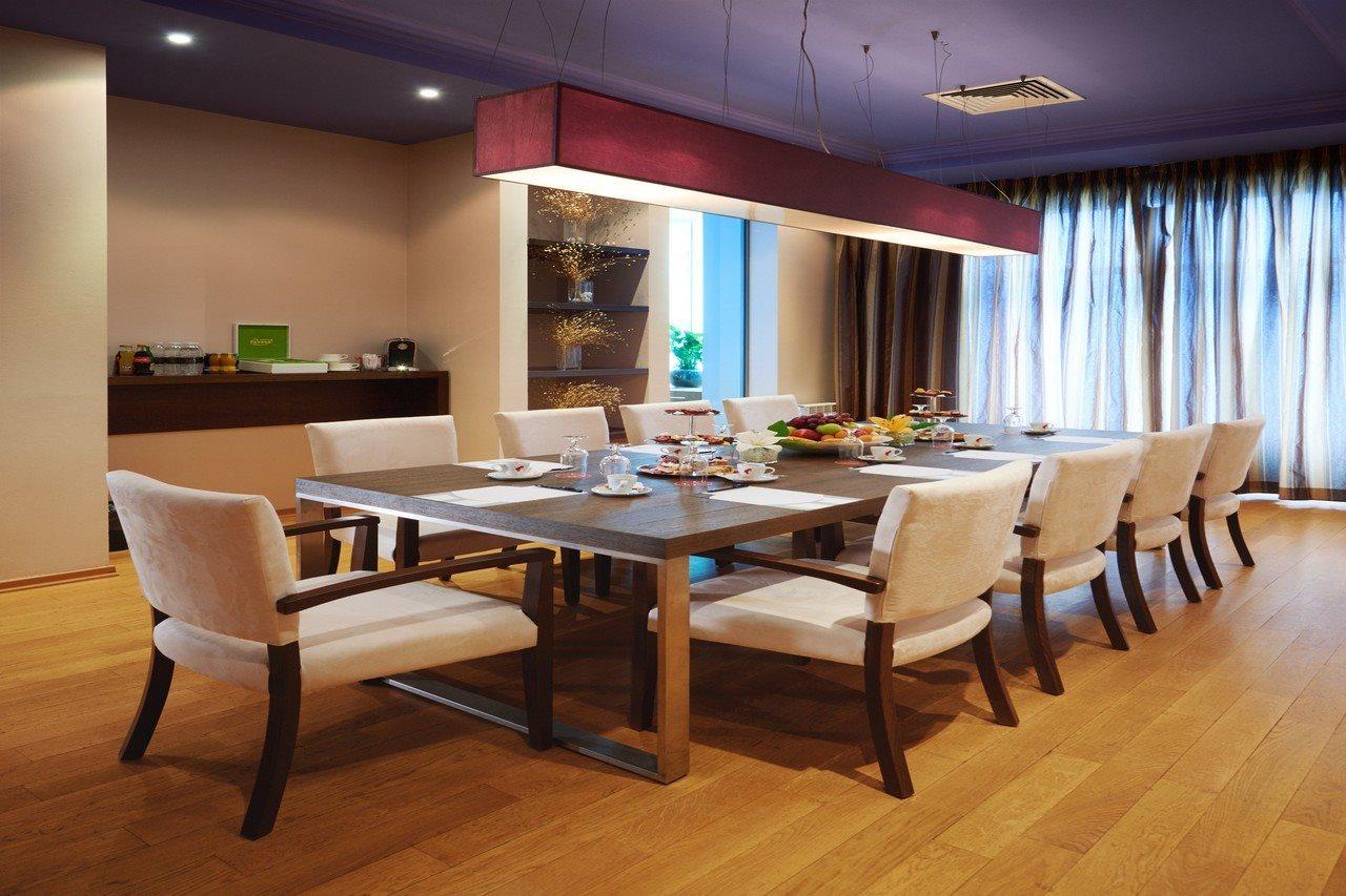 Metropolitan Sofia, A Member Of Radisson Individuals Hotel 4*
